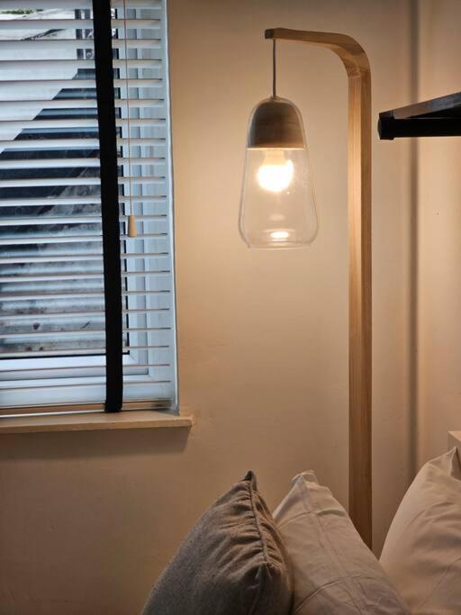 Peaceful And Elegant Apartment London Bagian luar foto
